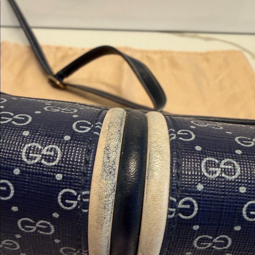 Vintage Gucci Navy Blue Crossbody Bag - Picture 9 of 12
